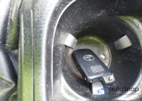 2018 Toyota Rav4 Limited from USA, damaged, VIN JTMYFREV3JJ176885